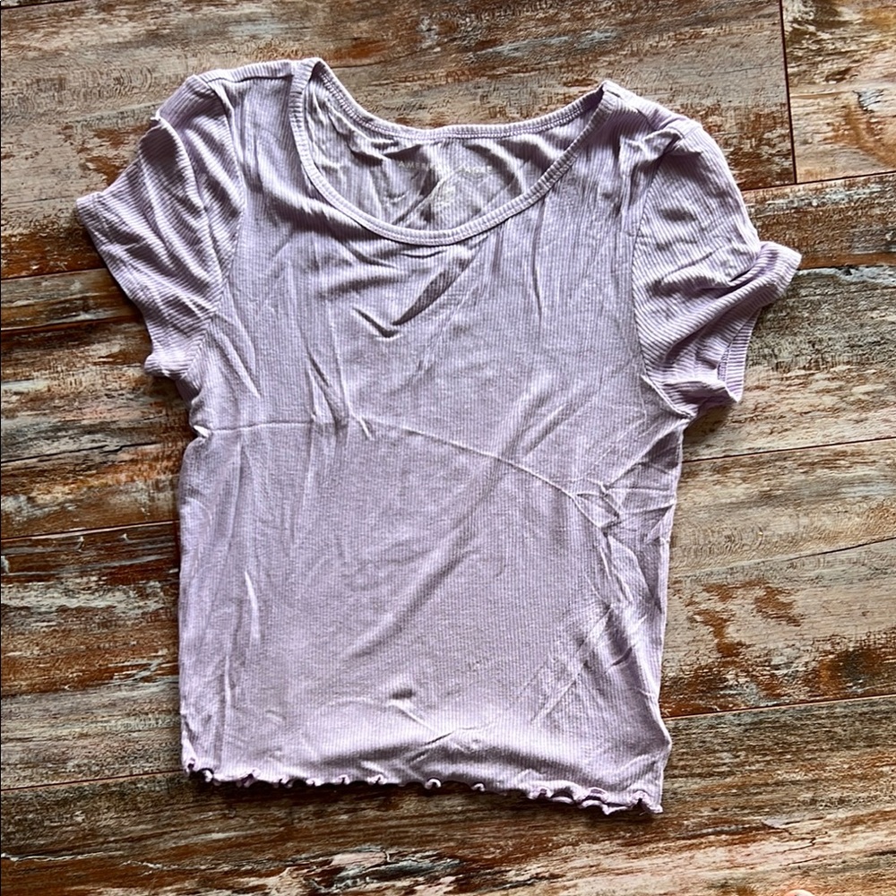American Eagle Outfitters Lavender Short Sleeve Tee